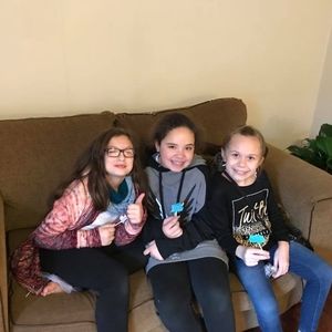 Meet your Posher, Ashley